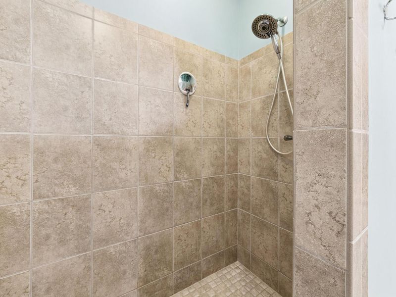 6810 Pavilion Landing Place, Westerville, OH 43082 Photo 11
