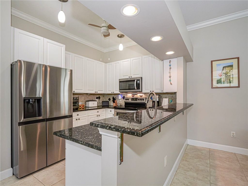 3258 Lakeshore Drive, Hutchinson Island, FL 34949 Photo