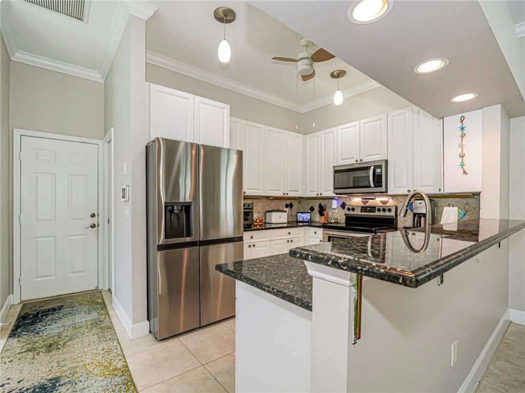3258 Lakeshore Drive, Hutchinson Island, FL 34949 Photo
