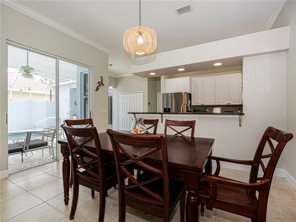 3258 Lakeshore Drive, Hutchinson Island, FL 34949 Photo