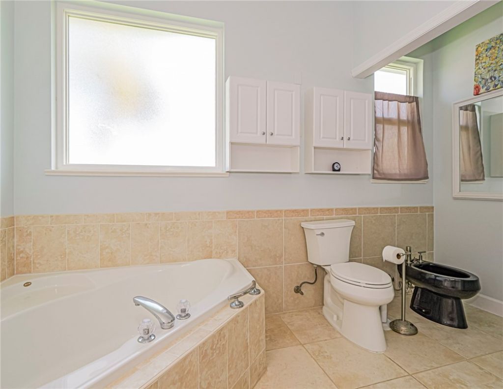 3258 Lakeshore Drive, Hutchinson Island, FL 34949 Photo