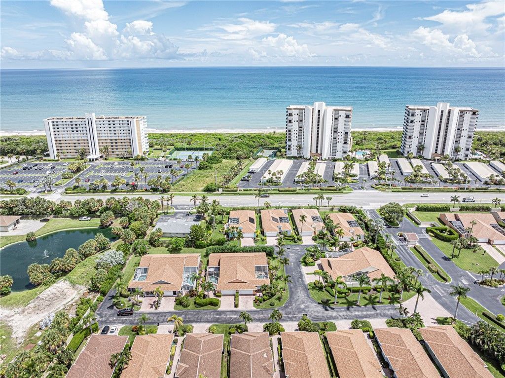 3258 Lakeshore Drive, Hutchinson Island, FL 34949 Photo