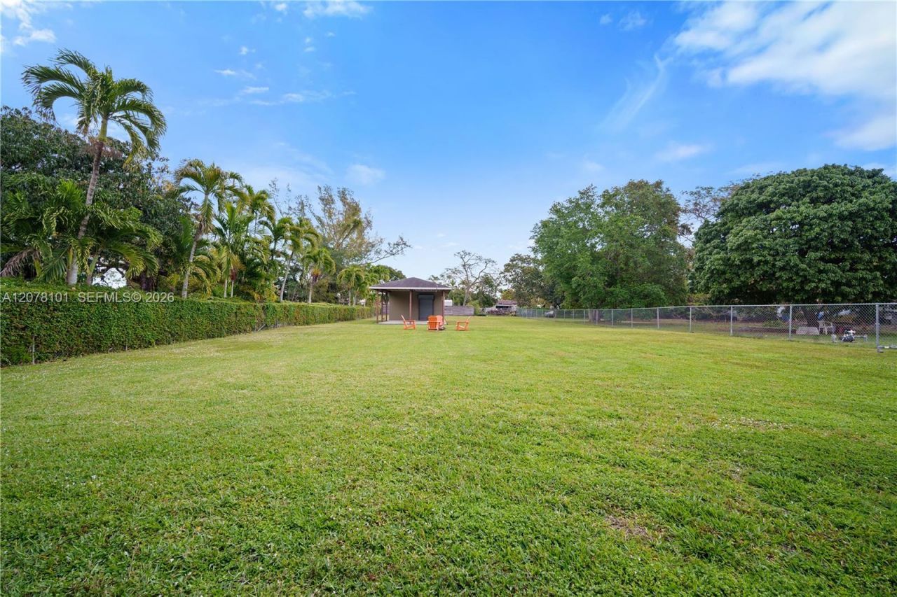 14031 NW 5th Ave, Miami, FL 33168 Photo