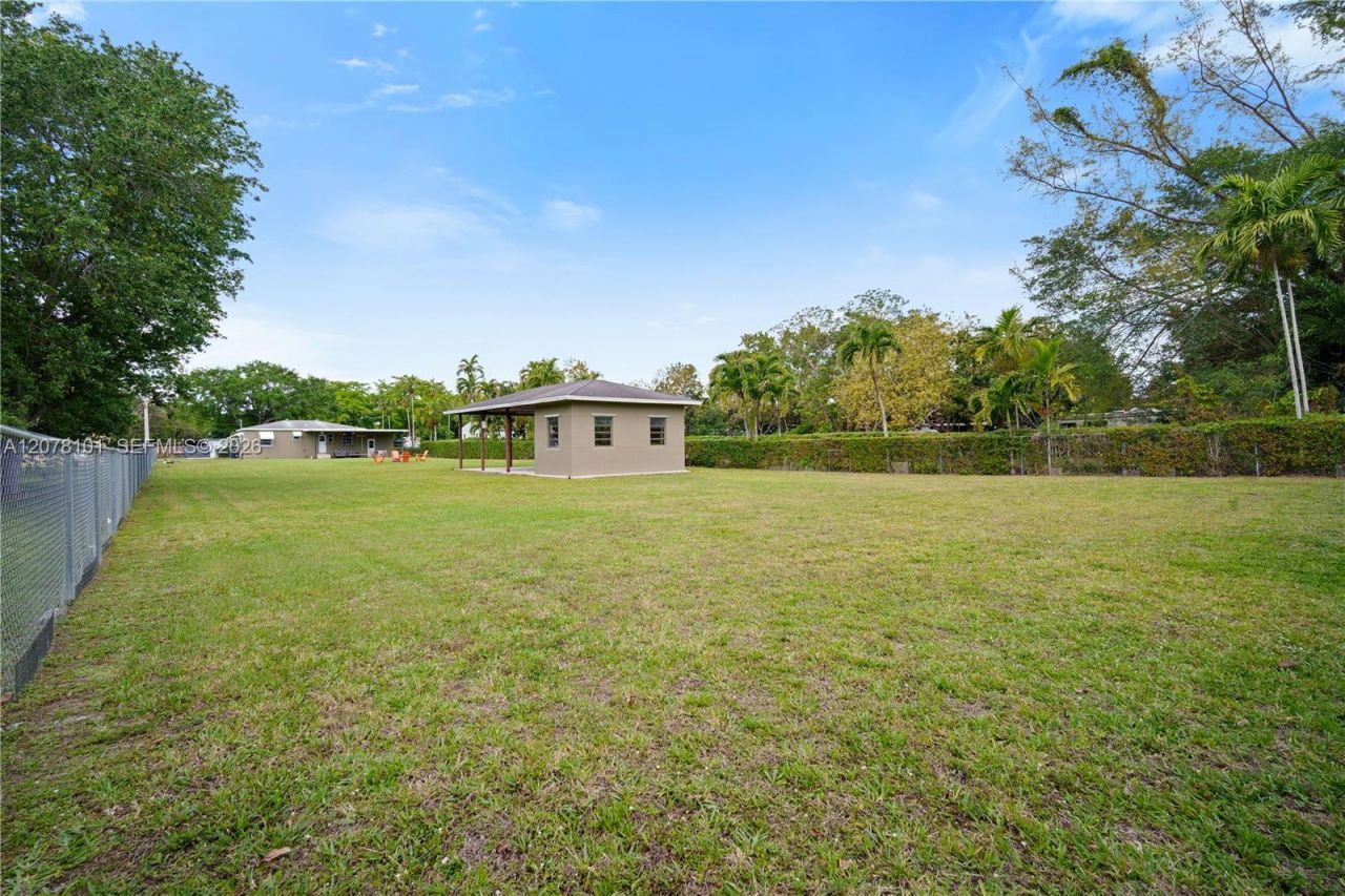 14031 NW 5th Ave, Miami, FL 33168 Photo
