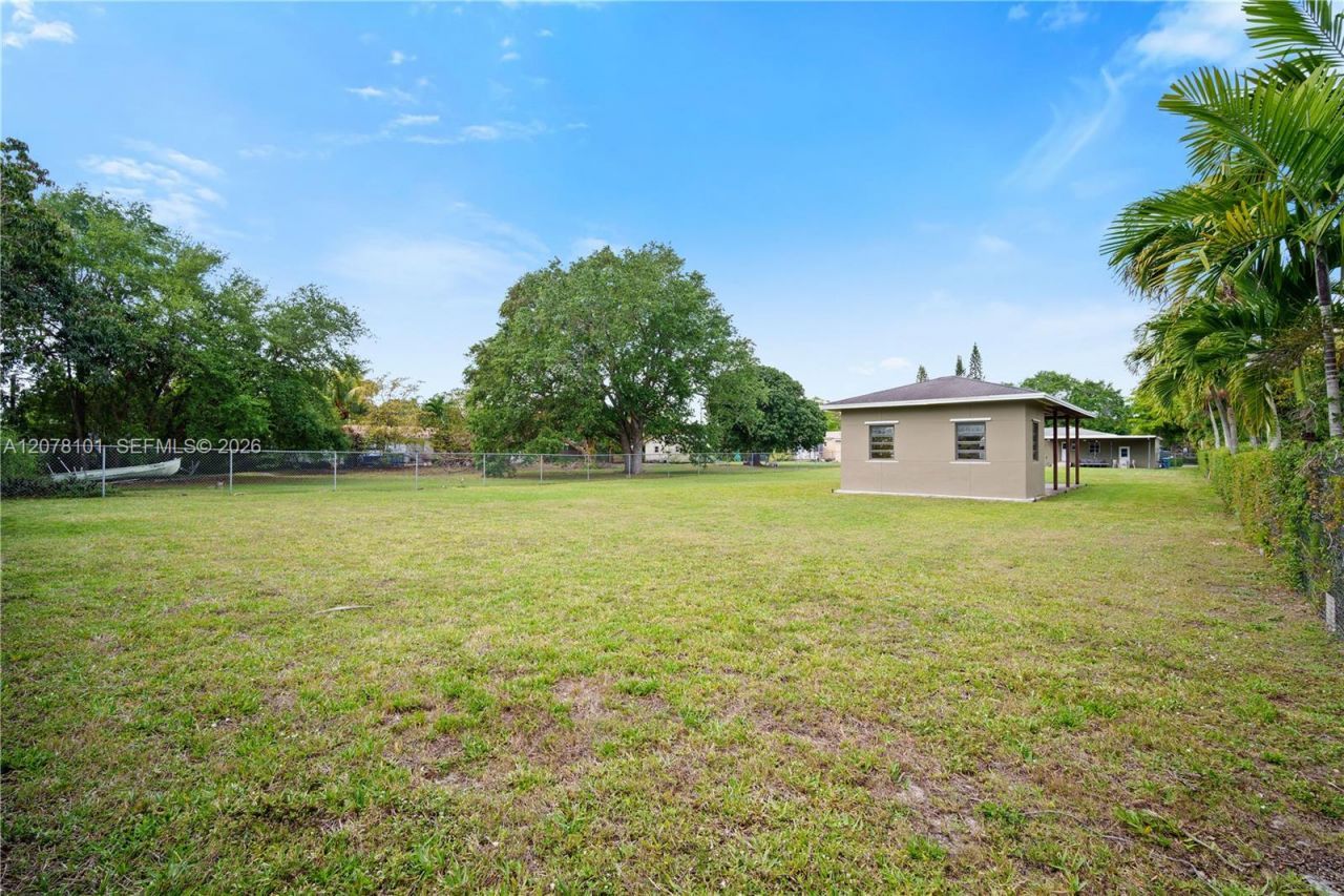 14031 NW 5th Ave, Miami, FL 33168 Photo