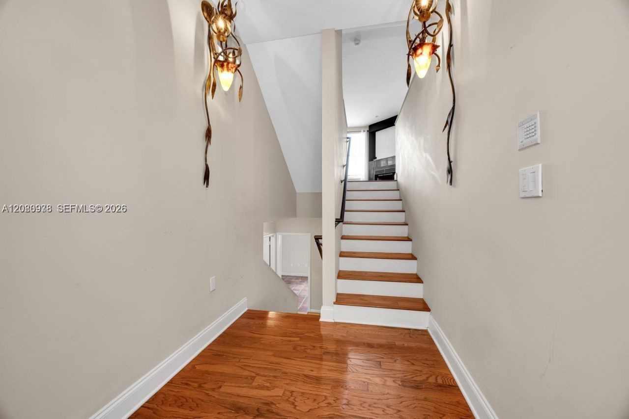 5801 SW 74th Ter, Unit 3, South Miami, FL 33143 Photo