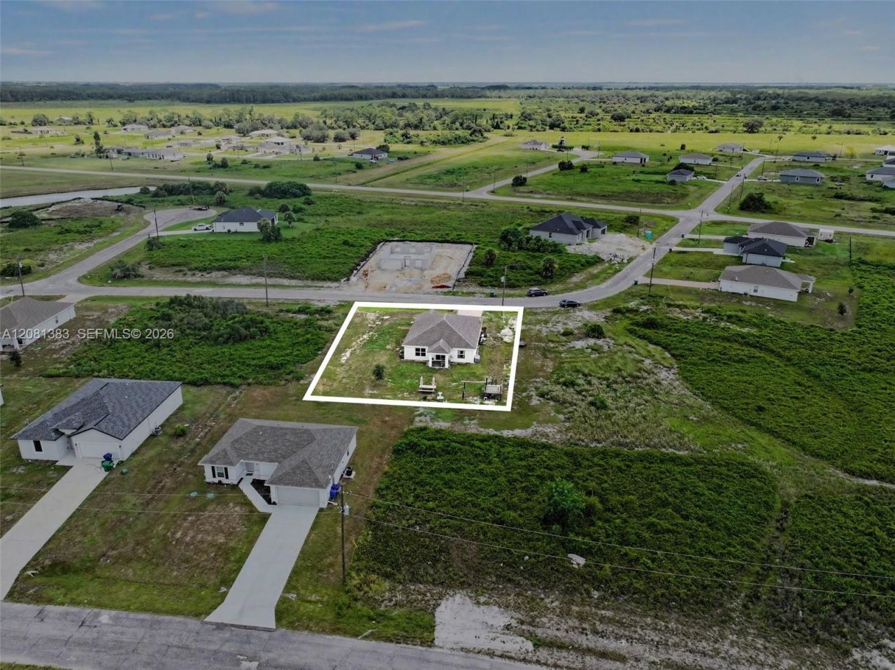 9012 W Justice Cir, La Belle, FL 33935 Photo