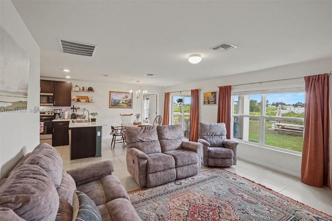 9012 W Justice Cir, La Belle, FL 33935 Photo