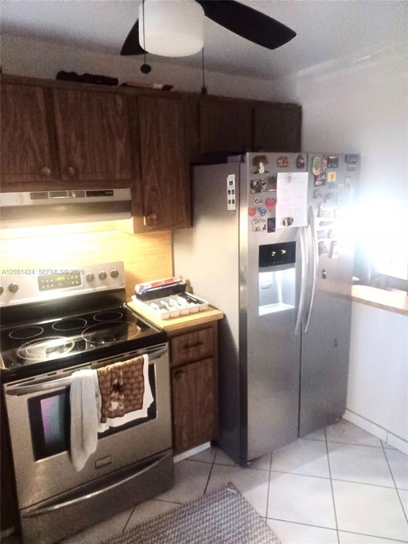 8325 Sunrise Lakes Blvd, Unit 212, Sunrise, FL 33322 Photo