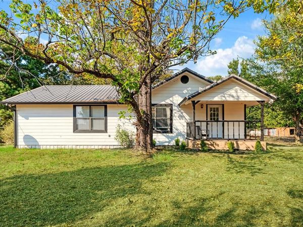 4232 Farm Road 196 N, Paris, TX 75462
