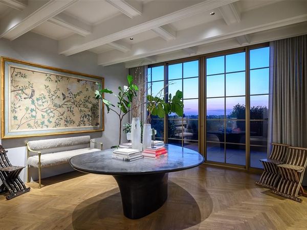 4205 Buena Vista Street, Unit 302, Dallas, TX 75205