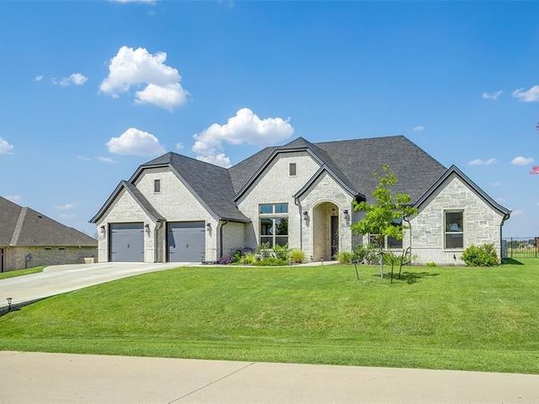 2716 Village Road, Granbury, TX 76049