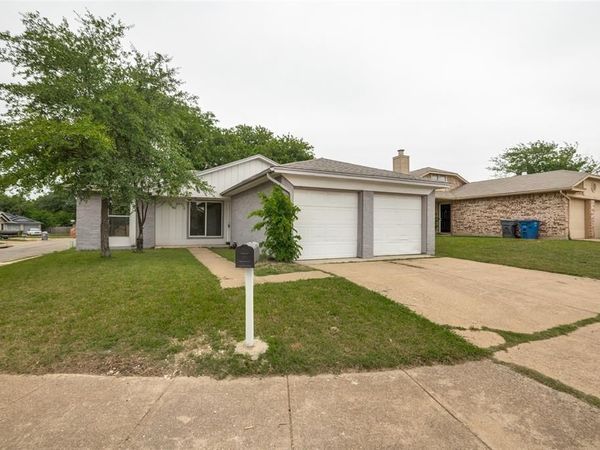 6952 Sammy Circle, Dallas, TX 75237