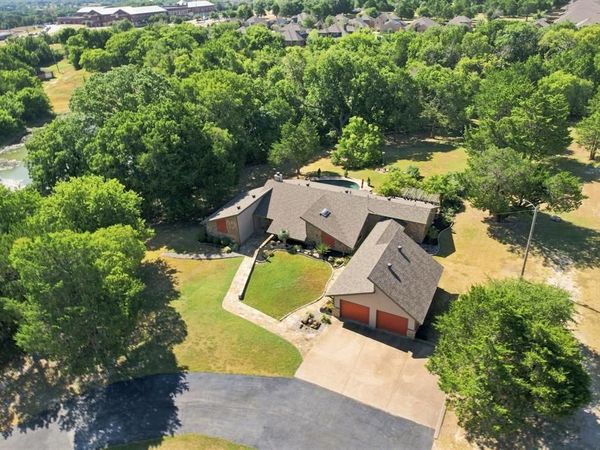 3840 Mockingbird Lane, Midlothian, TX 76065