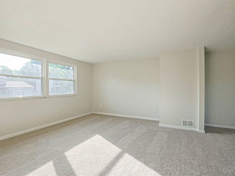 5569 Venus Lane, Fairfield, OH 45014 Photo 6