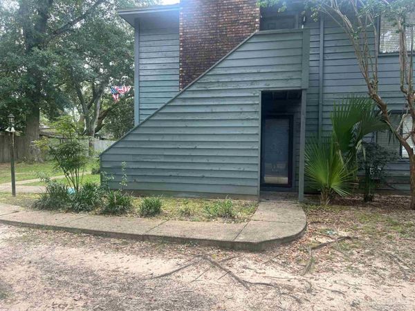 7225 W Fairfield Dr, Unit B4, Pensacola, FL 32516