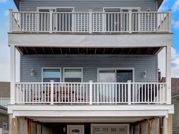 72 Arizona Avenue , Long Beach, NY 11561