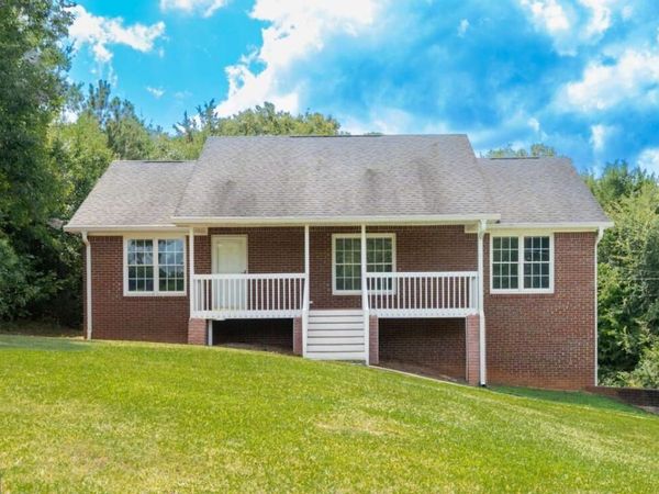 12 Adams Way NW, Adairsville, GA 30103