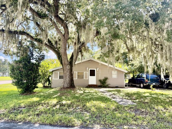 401 SE 4TH Avenue, Okeechobee, FL 34974