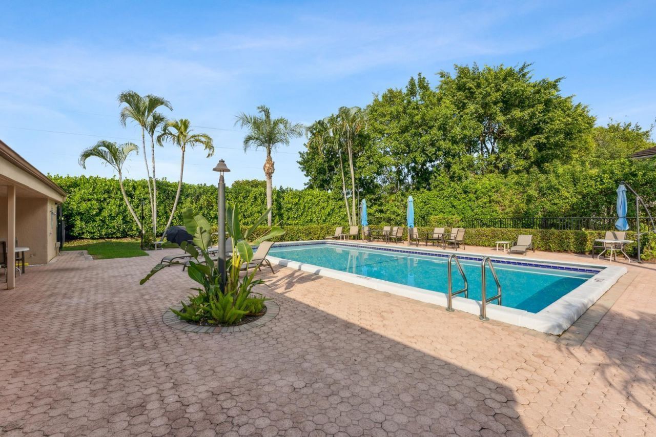 6474 Pumpkin Seed Circle, Unit 206, Boca Raton, FL 33433 Photo