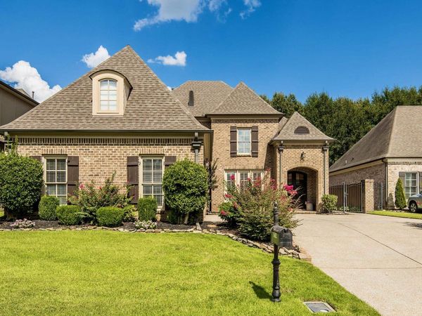 1682 TARTAN LN, Collierville, TN 38017
