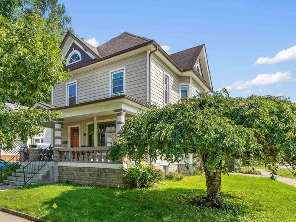 204 E Diamond Street, Kendallville, IN 46755