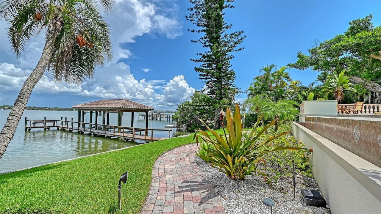 1216 N Casey Key Road, Osprey, FL 34229 Photo