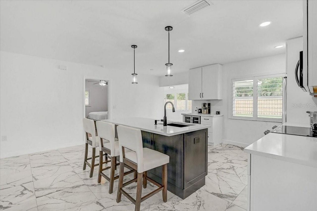 2347 Tangerine Drive, Sarasota, FL 34239 Photo