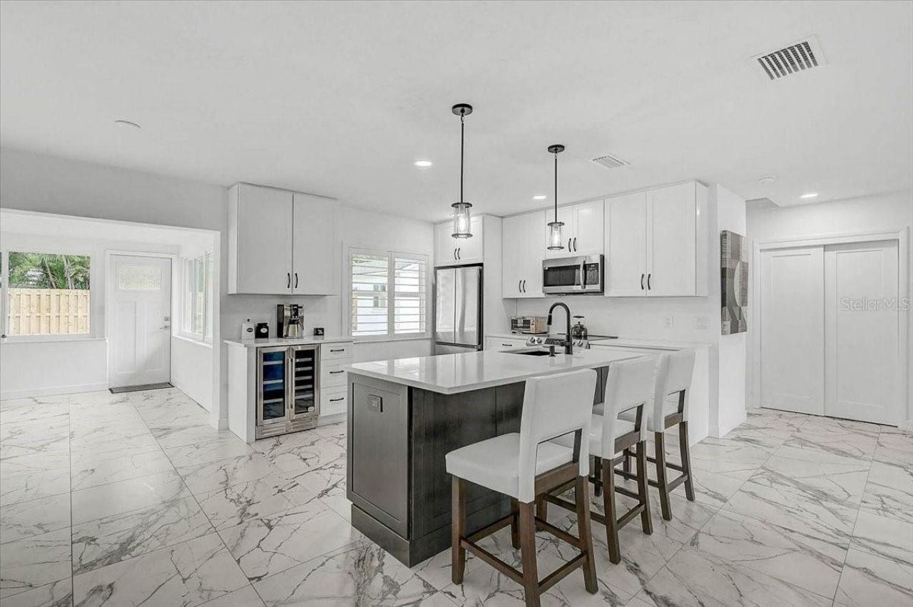 2347 Tangerine Drive, Sarasota, FL 34239 Photo