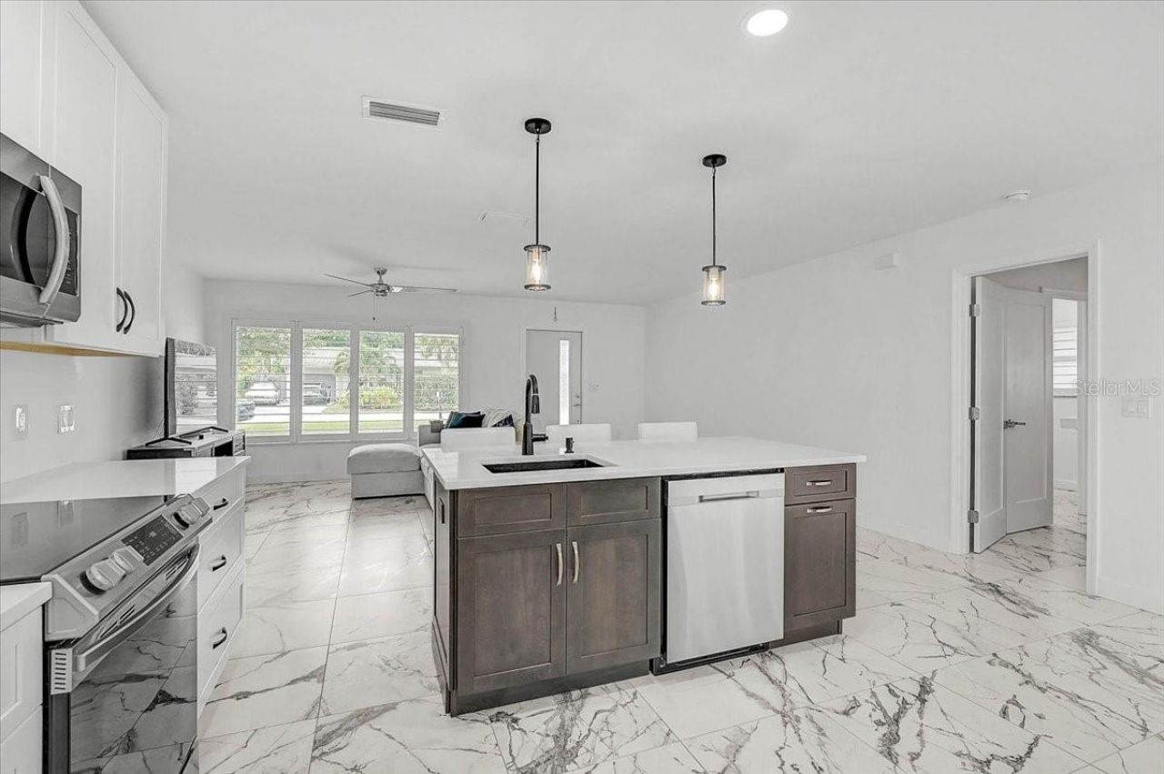 2347 Tangerine Drive, Sarasota, FL 34239 Photo