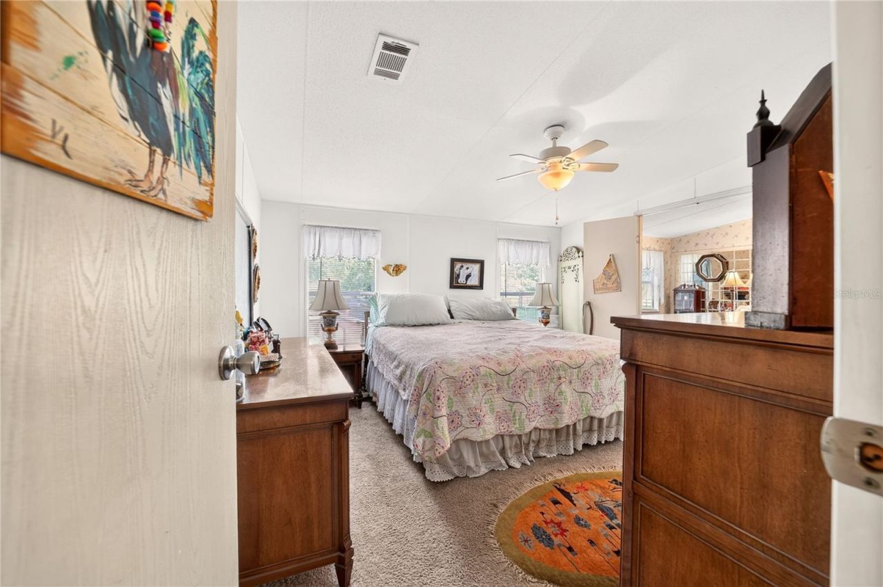 6051 SE 148th Terrace , Morriston, FL 32668 Photo