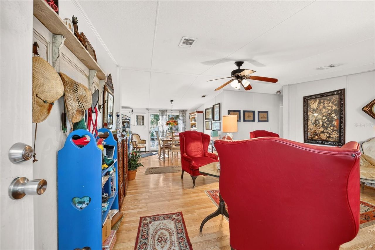 6051 SE 148th Terrace , Morriston, FL 32668 Photo