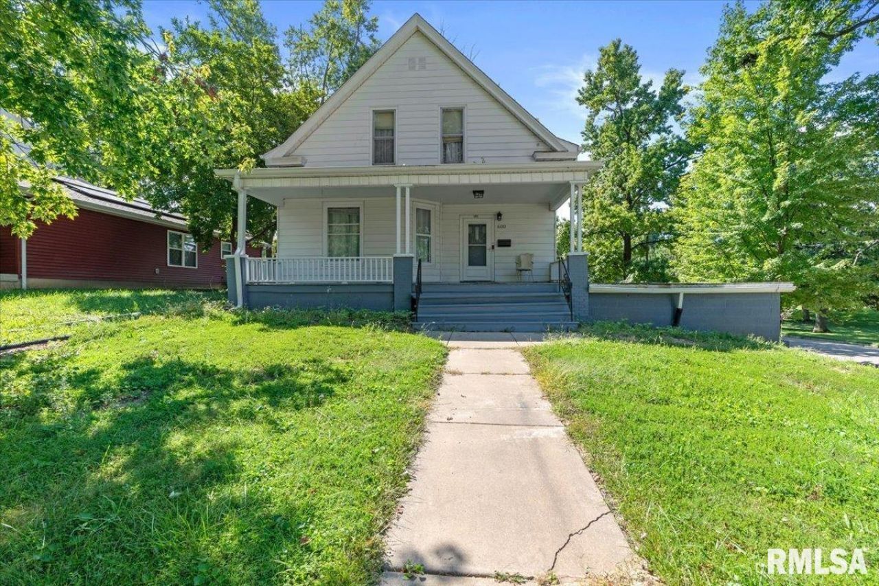 600 E Black Avenue, Springfield, IL 62702 Main Photo