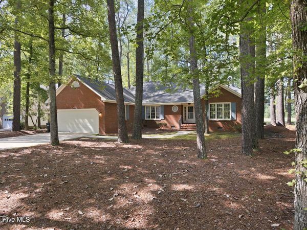 307 Augusta Court, New Bern, NC 28562