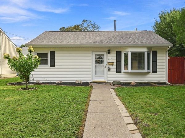 347 W 32nd Street , Davenport, IA 52803