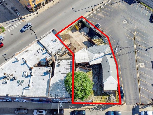4387 N Elston Avenue , Chicago, IL 60641