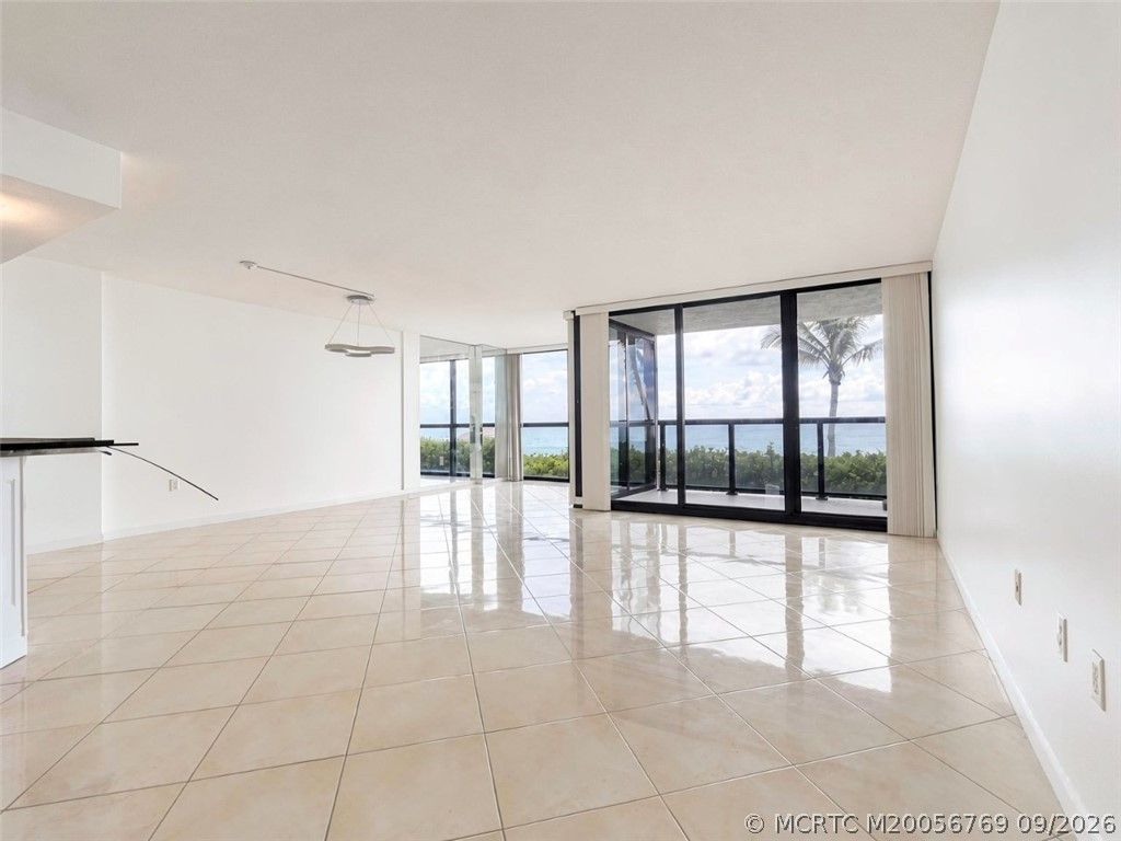 10410 S Ocean Drive, Unit 202, Jensen Beach, FL 34957 Photo