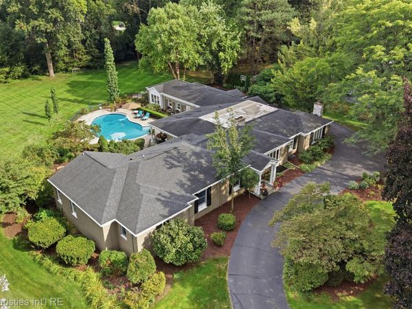 5245 Wayfind Lane, Bloomfield Township, Mi 48302