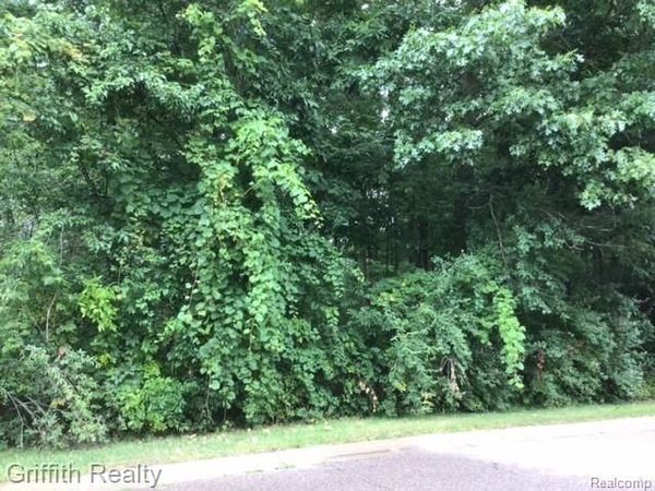 4473 Oak Pointe Drive , Genoa Township, Mi 48116