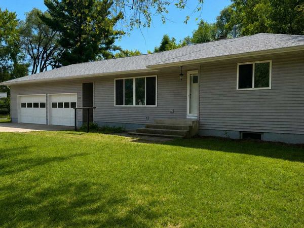 621 7th Avenue N, Sauk Rapids, MN 56379