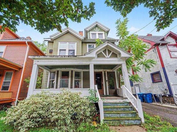 805 W Vine Street, Kalamazoo, MI 49008
