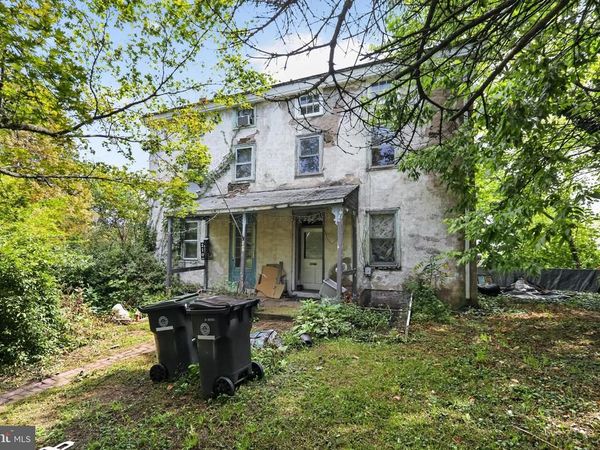 210-212 HECKLE STREET, PHOENIXVILLE, PA 19460