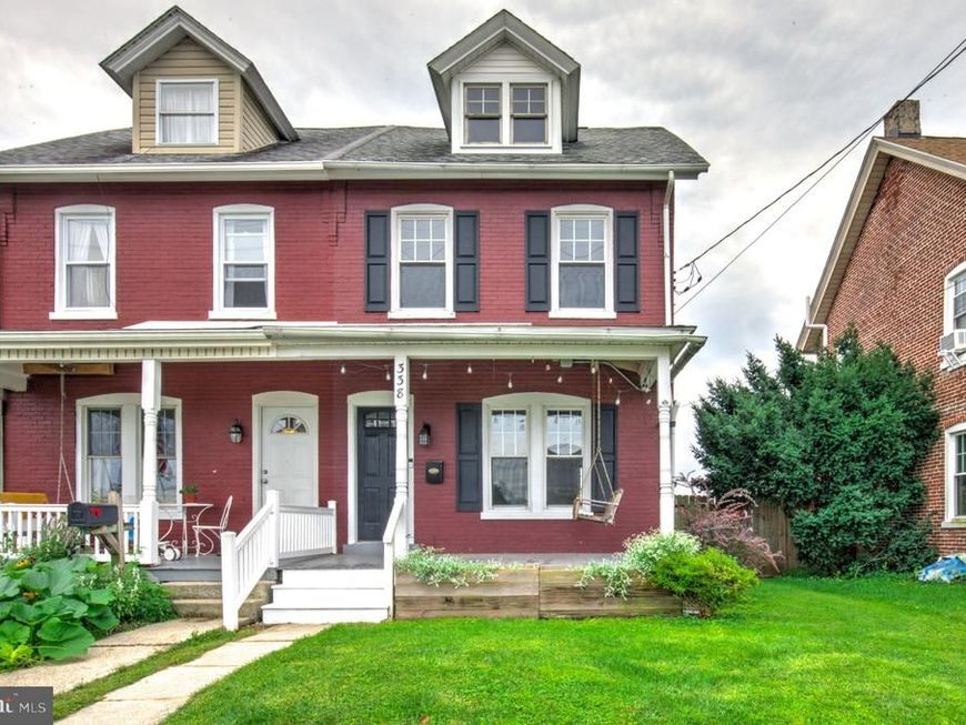 338 E Jackson Street, New Holland, PA 17557 Main Photo