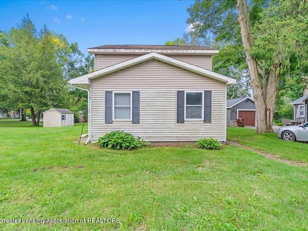 512 E Washington Street, Dimondale, MI 48821