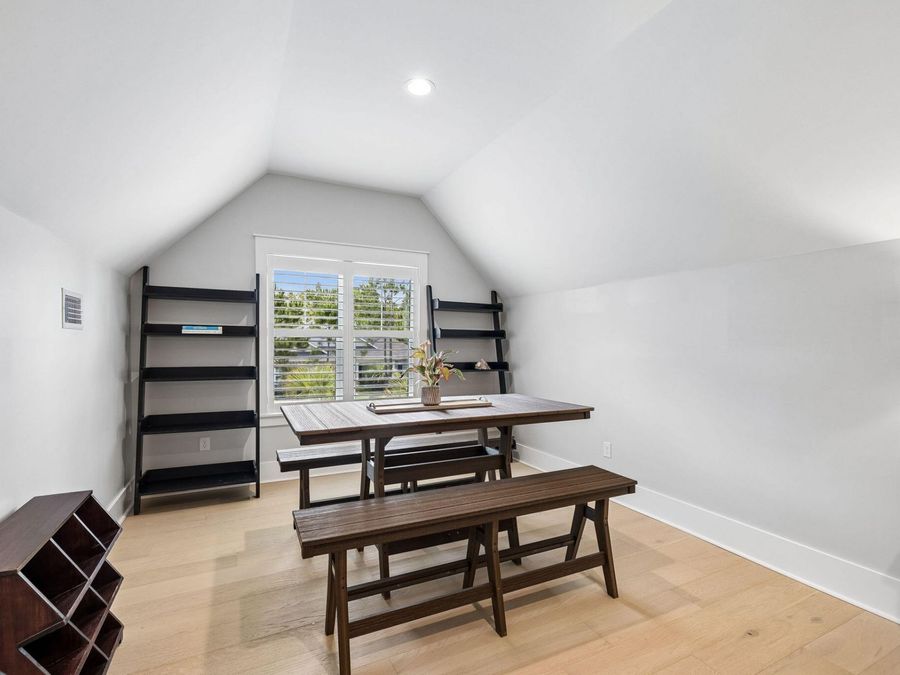 Property Image 80