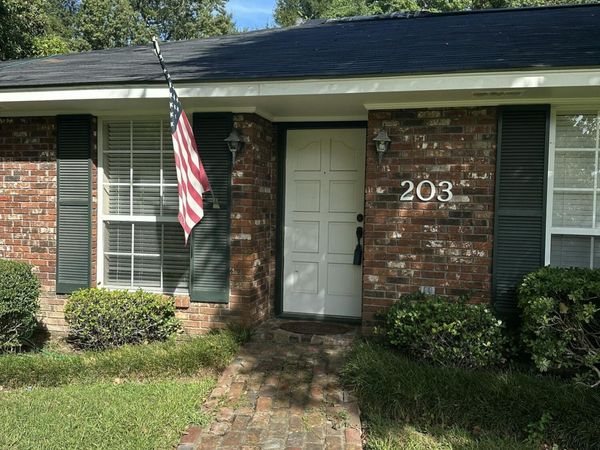 203 N Temple Road, Natchez, MS 39120