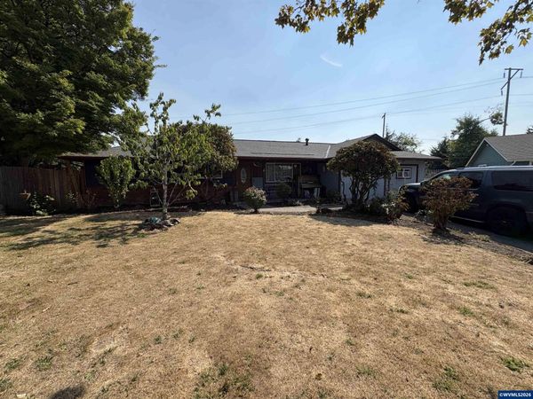 3827 Pine St SE, Albany, OR 97332