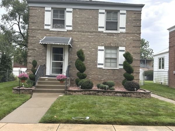 8439 S Hoyne Street, Chicago, IL 60620
