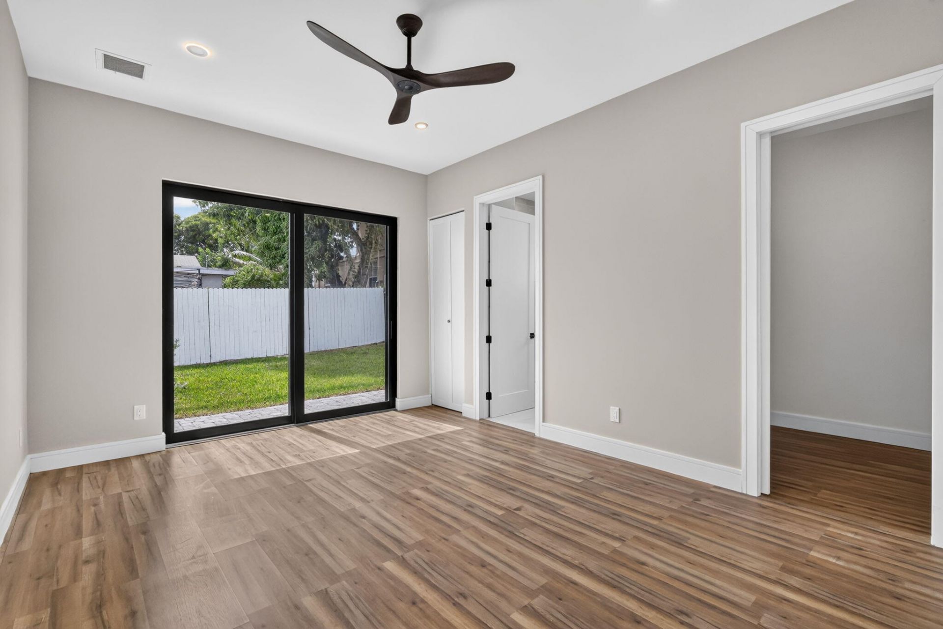 810 34th Street, West Palm Beach, FL 33407 Photo