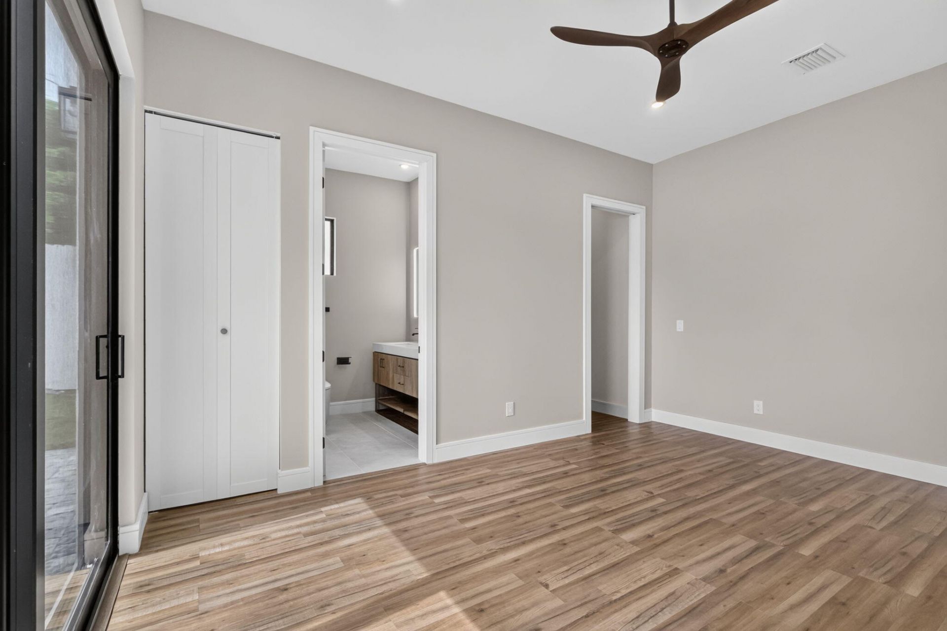 810 34th Street, West Palm Beach, FL 33407 Photo